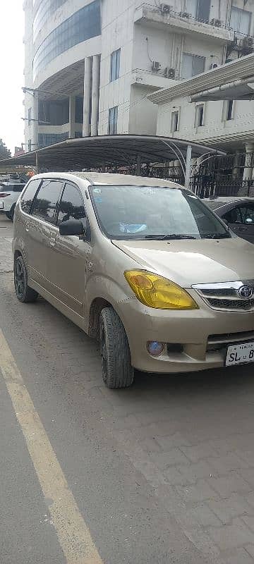 Toyota Avanza 2010 13