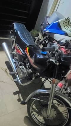 honda 125 /2009 model body ok ha engine good tyer ok