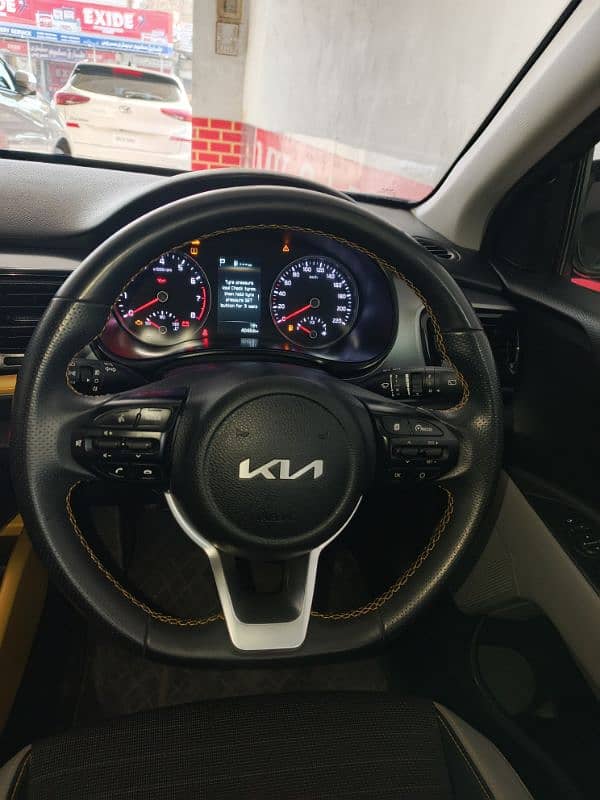 KIA Stonic 2021 4