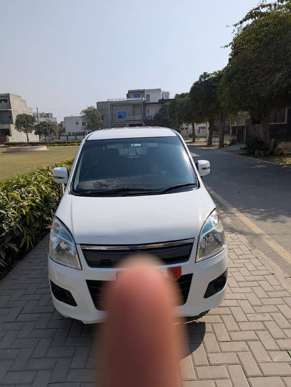 Suzuki Wagon R 2018 11