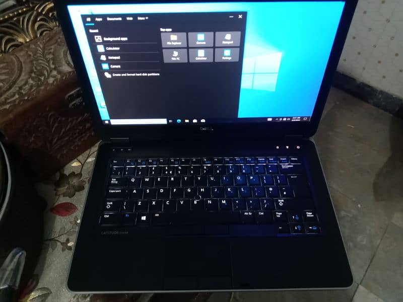 Gaming Laptops corei5 and corei7 with 2gb 3d card 8gb ram & 500gb disk 9