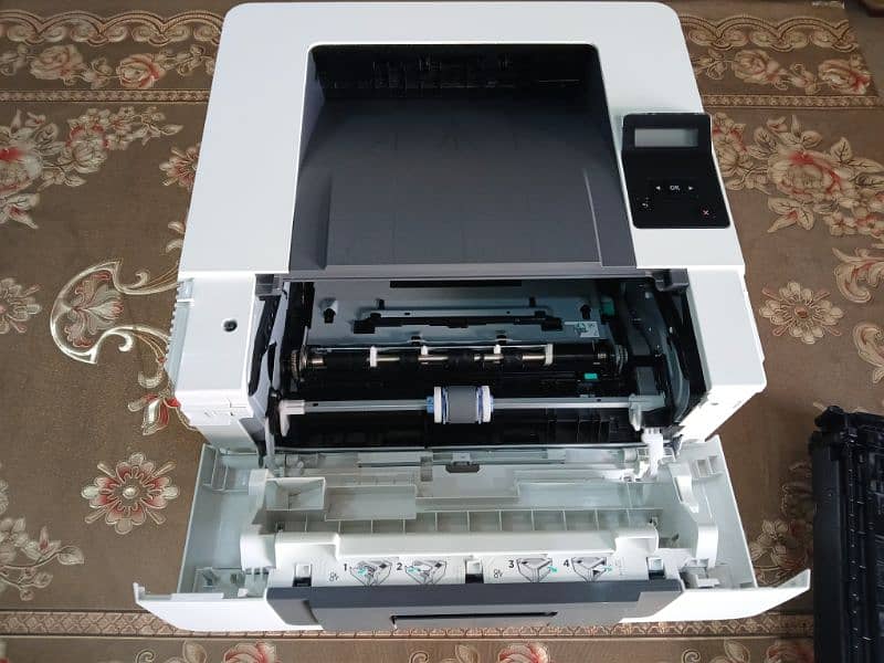 HP LaserJet Pro M402dn A+ Condition 15