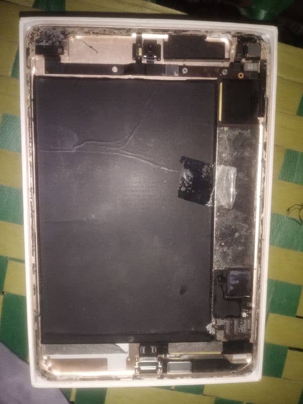 iPad mini 5 board battery 2