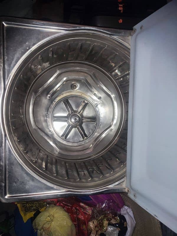 Washing Machine For Sale. 3