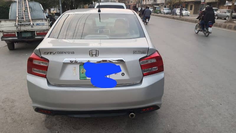 Honda City Aspire 2014 17