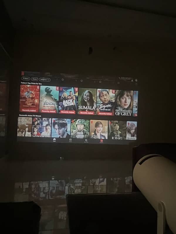 Full android projector 4k 9