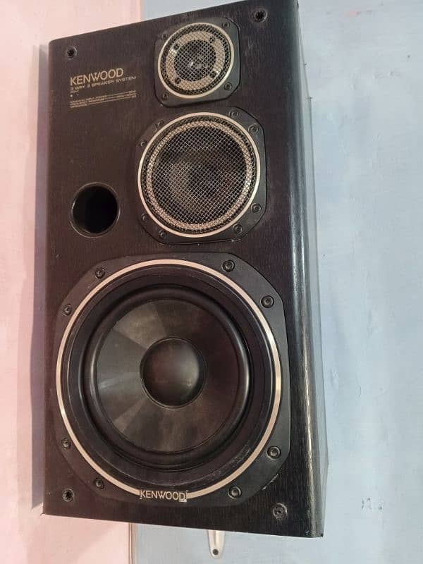 Kenwood 90watt Dubal Magnetic 2