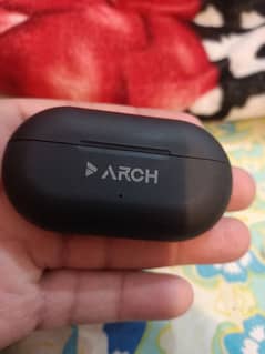 Good condition Arch earbuds