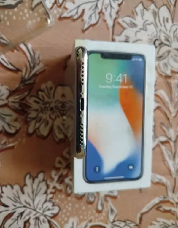 iPhone X 64 gb PTA approved 3