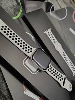 Apple watch series 6 44mm Nike edition