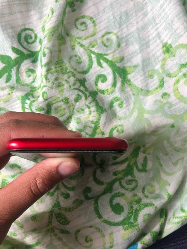 iphone 8 red colour 5