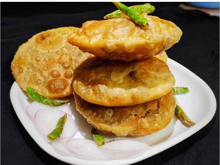 Samosa aur kachori puri ka kam Janta hn 1