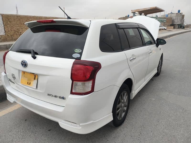 Toyota Fielder 2014 5