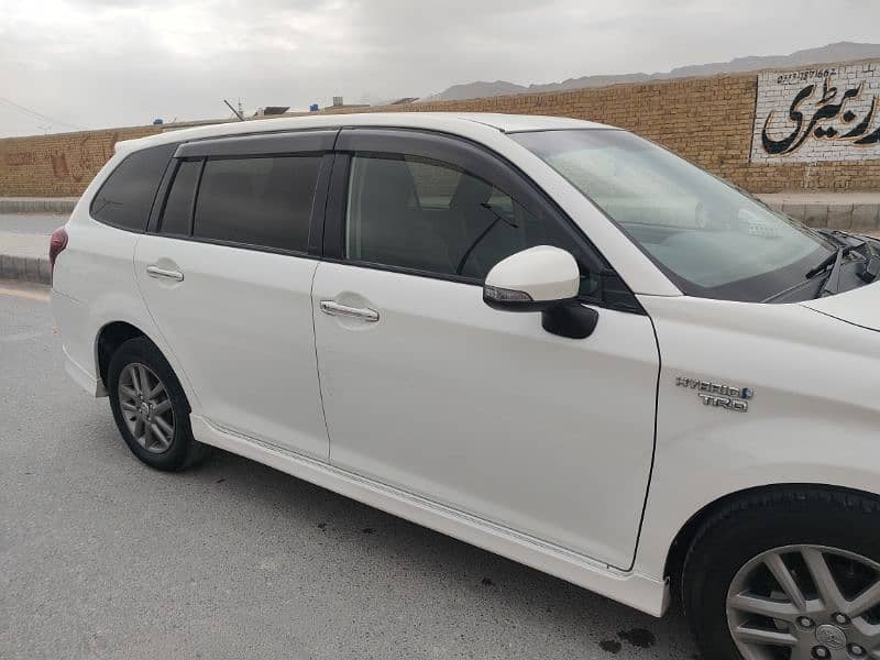 Toyota Fielder 2014 6