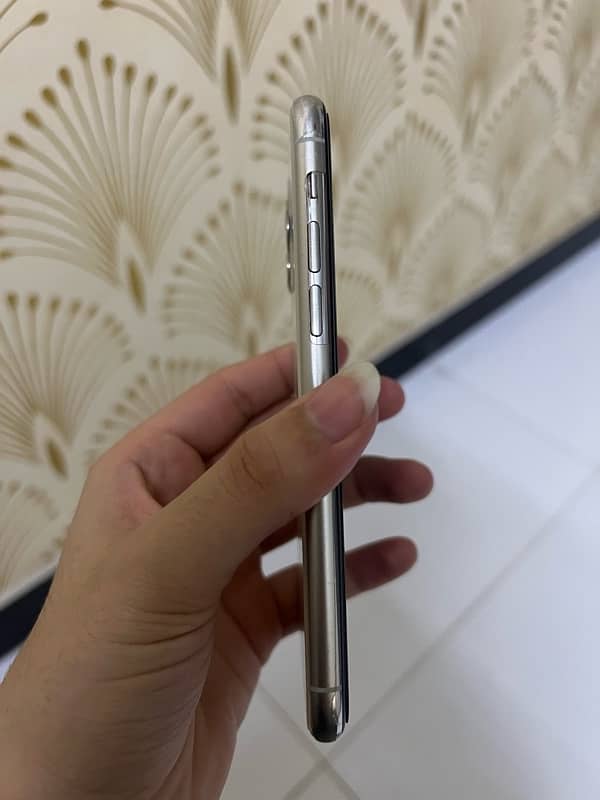 IPHONE 11 PRO PTA APPROVED 2