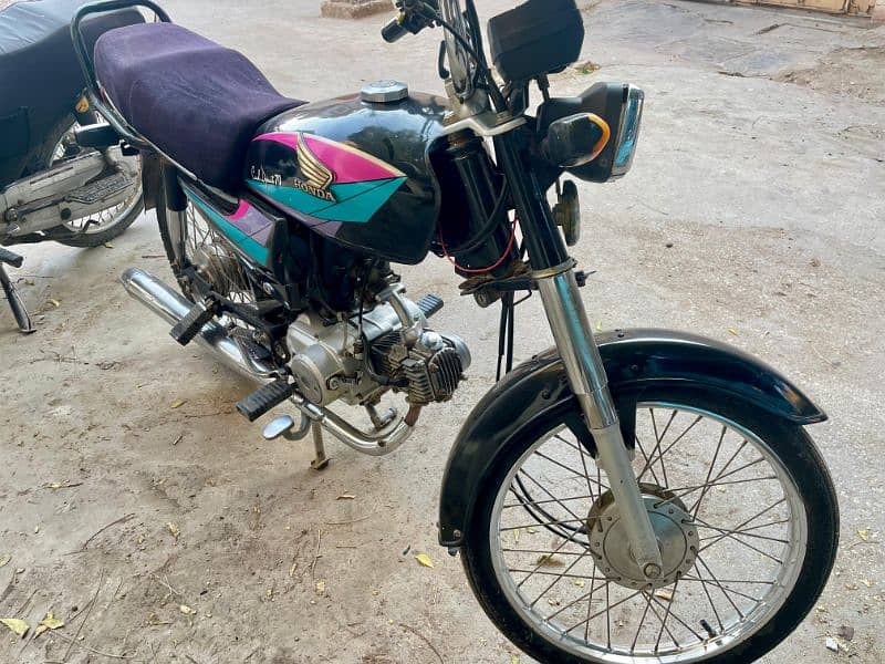 Honda cd 70 2005 outclass condition me engine peak he 1