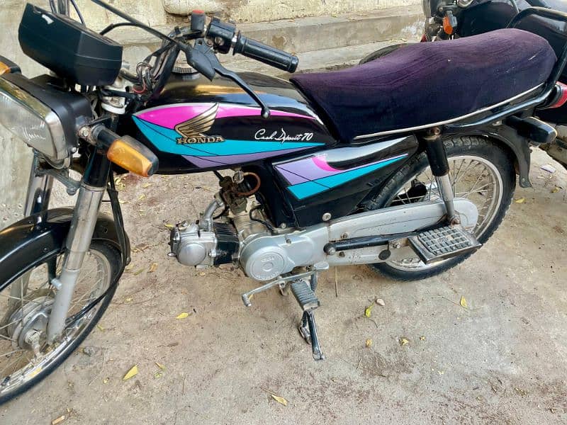 Honda cd 70 2005 outclass condition me engine peak he 2