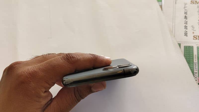 i Phone 11 pro 256GB non pta 4