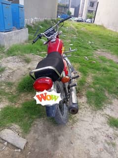 Honda 125 Red colour