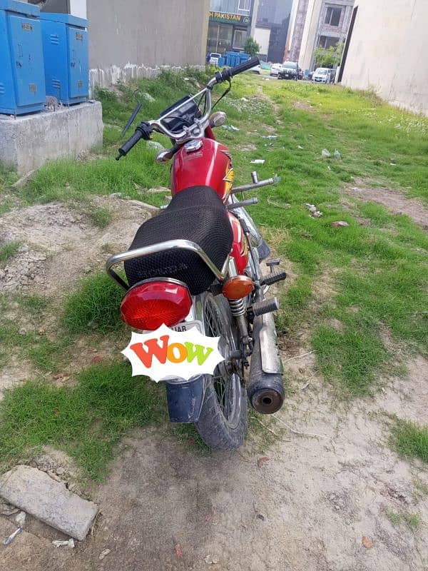 Honda 125 Red colour 0