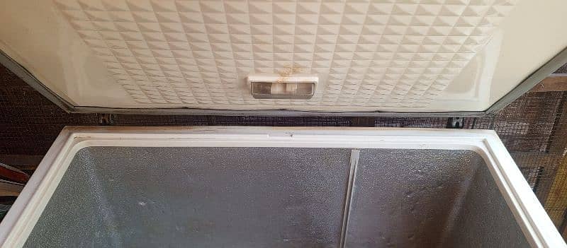 medium single door freezer in Good condition 8