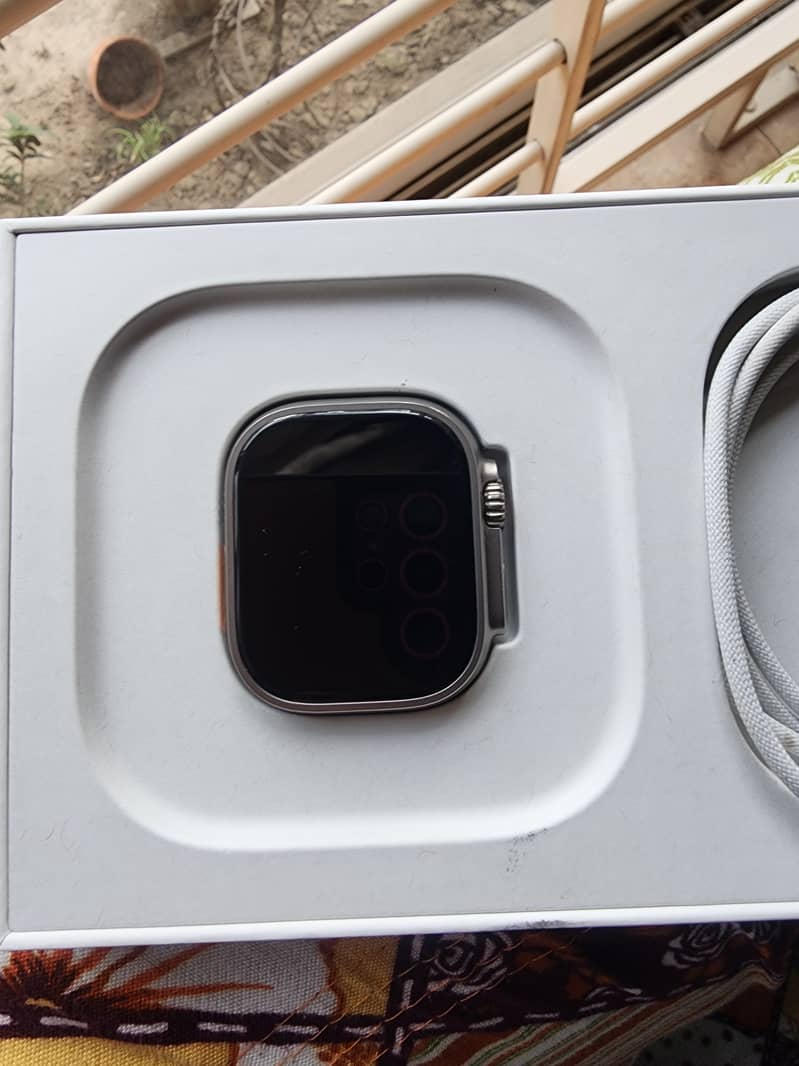 Apple Watch Ultra 2 49mm Titanium Indigo 8