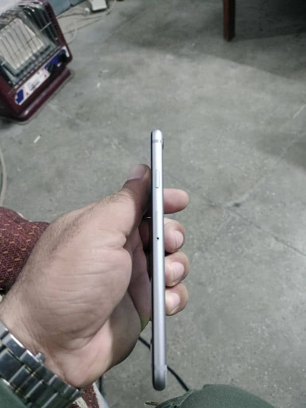 iphone 6 64gb Grey Color|Non PTA 1