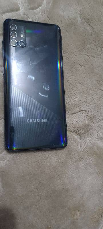 Samsung A51 3