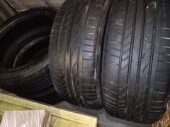 low profile Bridgestone 225/50/r18 new condition tyres for sale