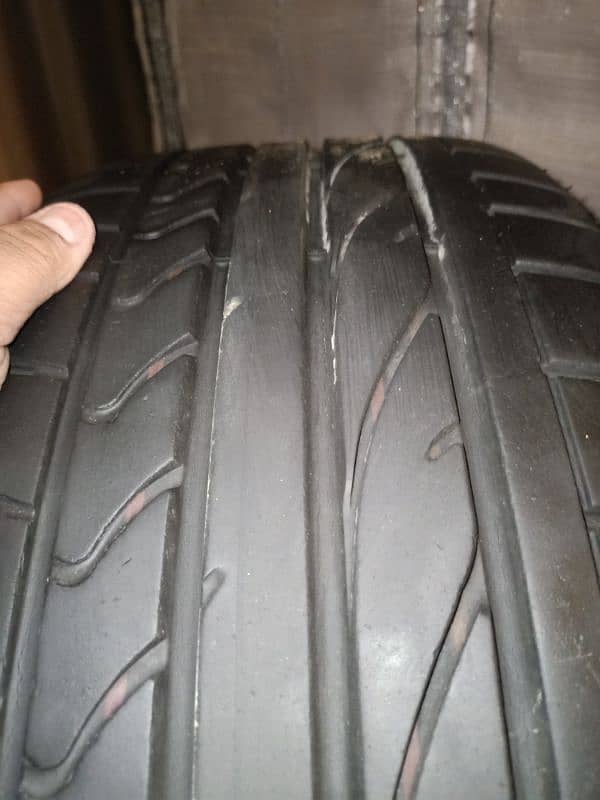 low profile Bridgestone 225/50/r18 new condition tyres for sale 10