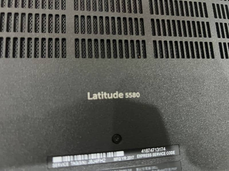 Dell Latitude 5580 2