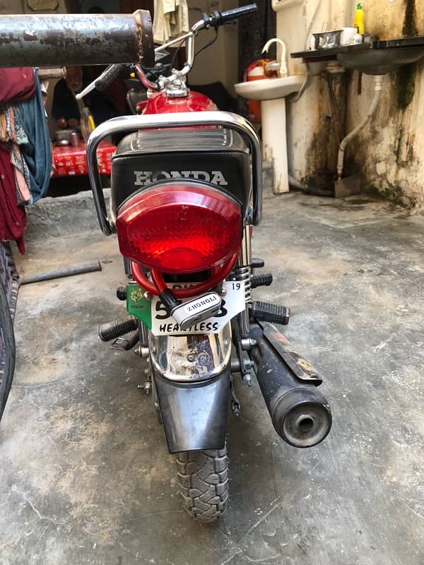 Honda 125 2019 Model 03128755142 whats app 2