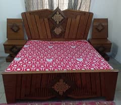 Wooden Beautiful Modern King Double Bed with Side Tables and Dressing