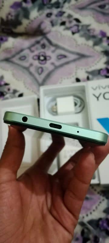 Vivo Y03t 8(4+4gb) 128gb just 2 days used. 5