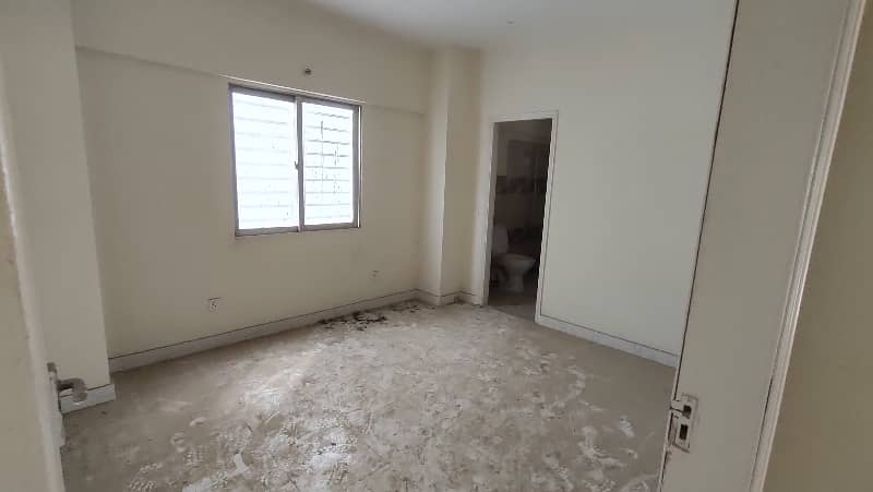 Flat Of 1700 Square Feet Available In Grey Noor Tower &Amp; Shopping Mall 6