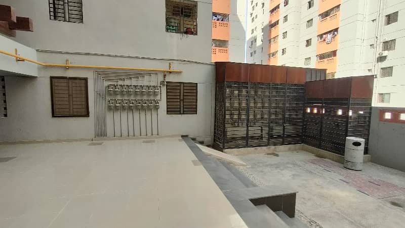 Flat Of 1700 Square Feet Available In Grey Noor Tower &Amp; Shopping Mall 11