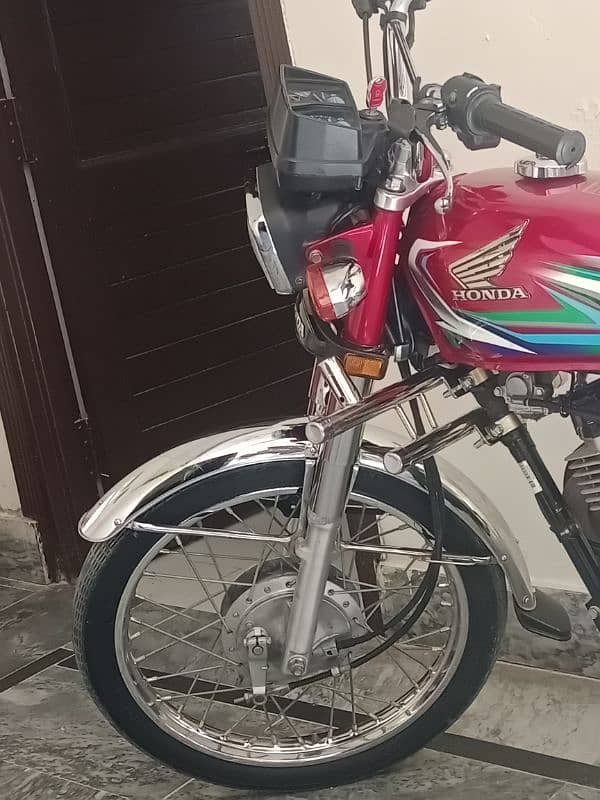 Honda 125 2023 model 3