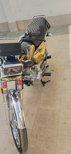 Honda 125 CG urgent for sale brand new 1500 km drive