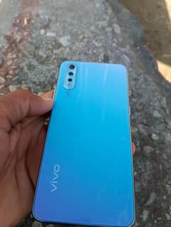 vivo S1