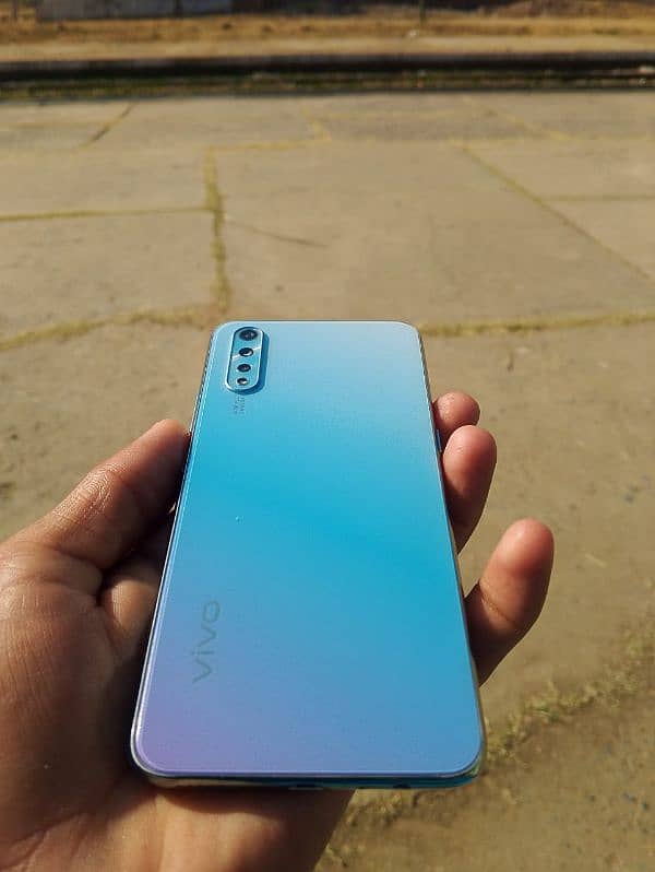 vivo S1 1