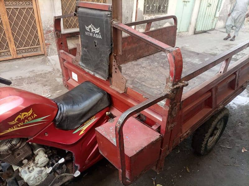 Loader Rickshaw 2