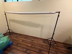 backdrop stand + unused roll