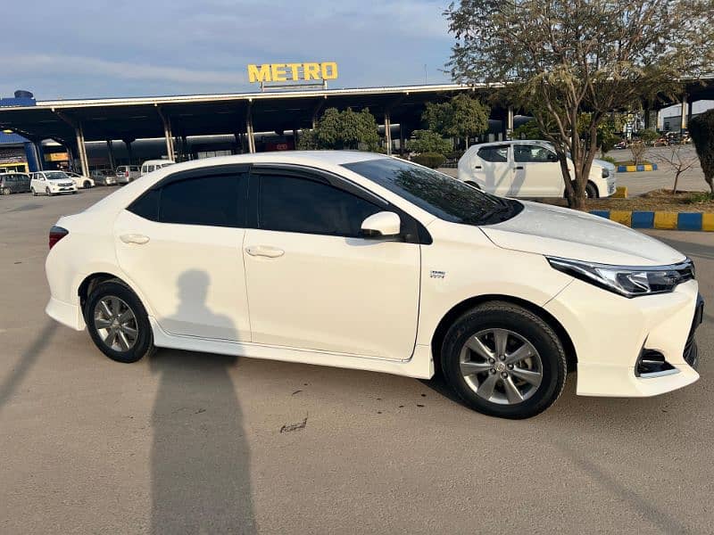 Toyota Corolla Altis 2015 4