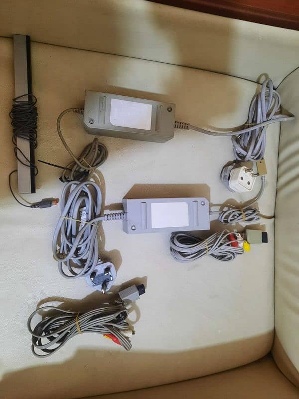 Nintendo Wii 2 consoles 2