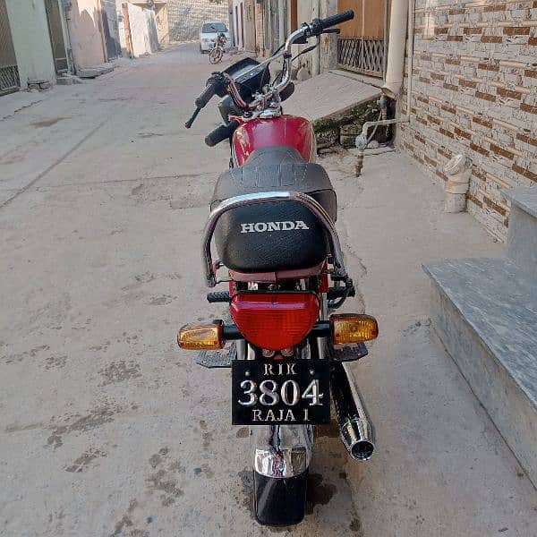 804 number honda cd 70 all original cheezay available hain 6