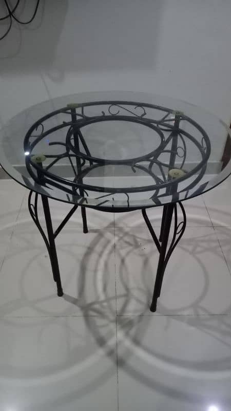 Glass Top Round Table 1