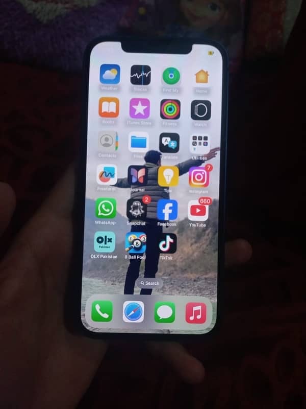 iphone 12 non pta waterpack 10/10 urgent sale 5