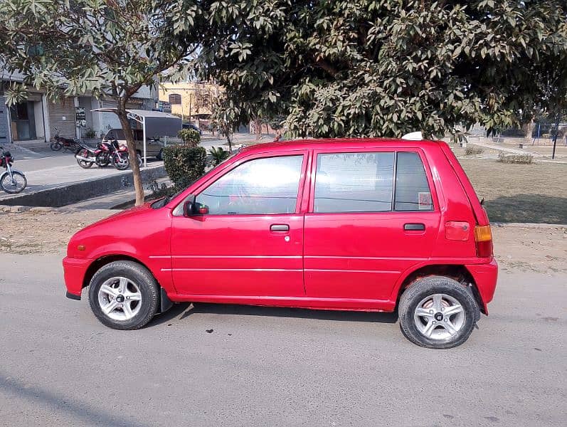 Daihatsu Cuore 6