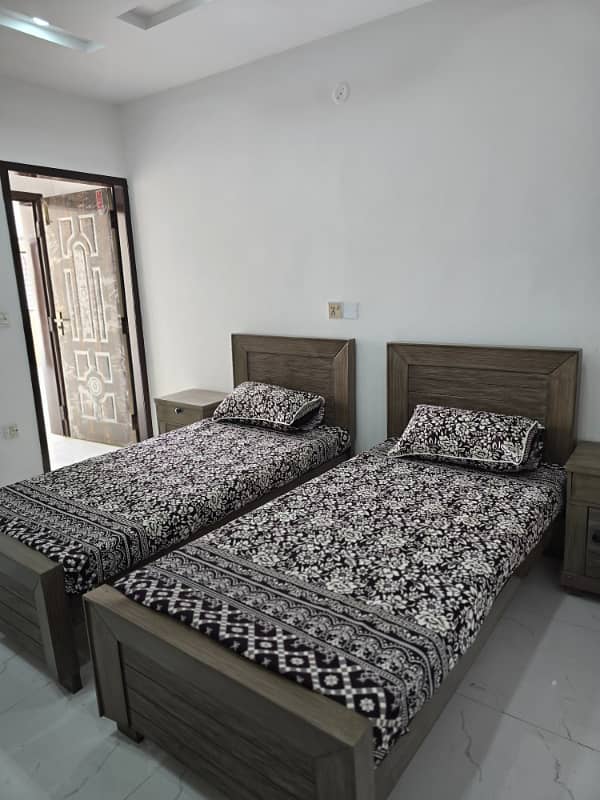 FURNISHED Rooms Available for Bachelors 0