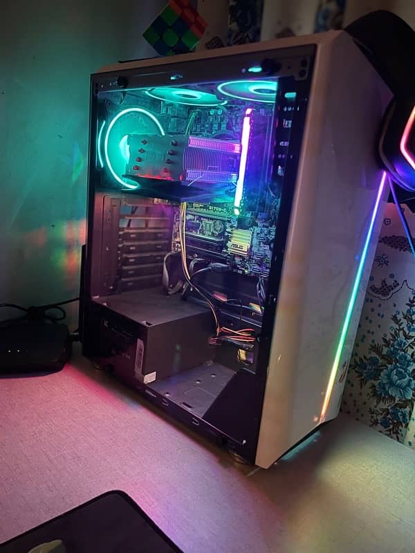 gaming pc with rgb fans 2